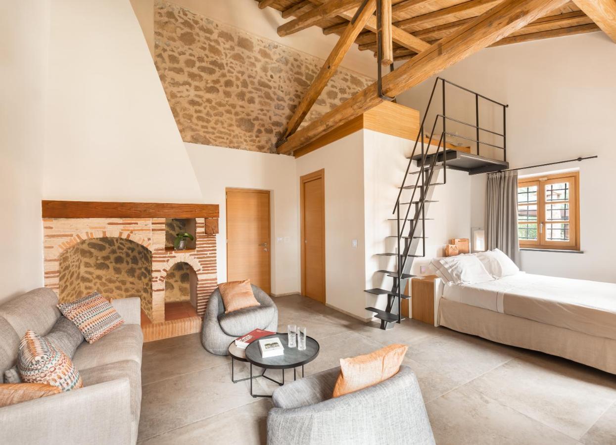 Antico Borgo Molino 7Cento Vicino Ai Giardini Di Ninfa Hotel Cori ภายนอก รูปภาพ