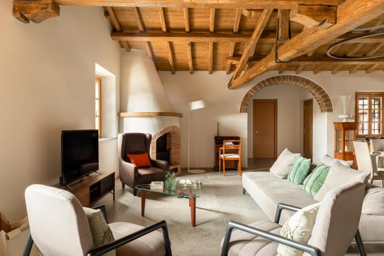 Antico Borgo Molino 7Cento Vicino Ai Giardini Di Ninfa Hotel Cori ภายนอก รูปภาพ