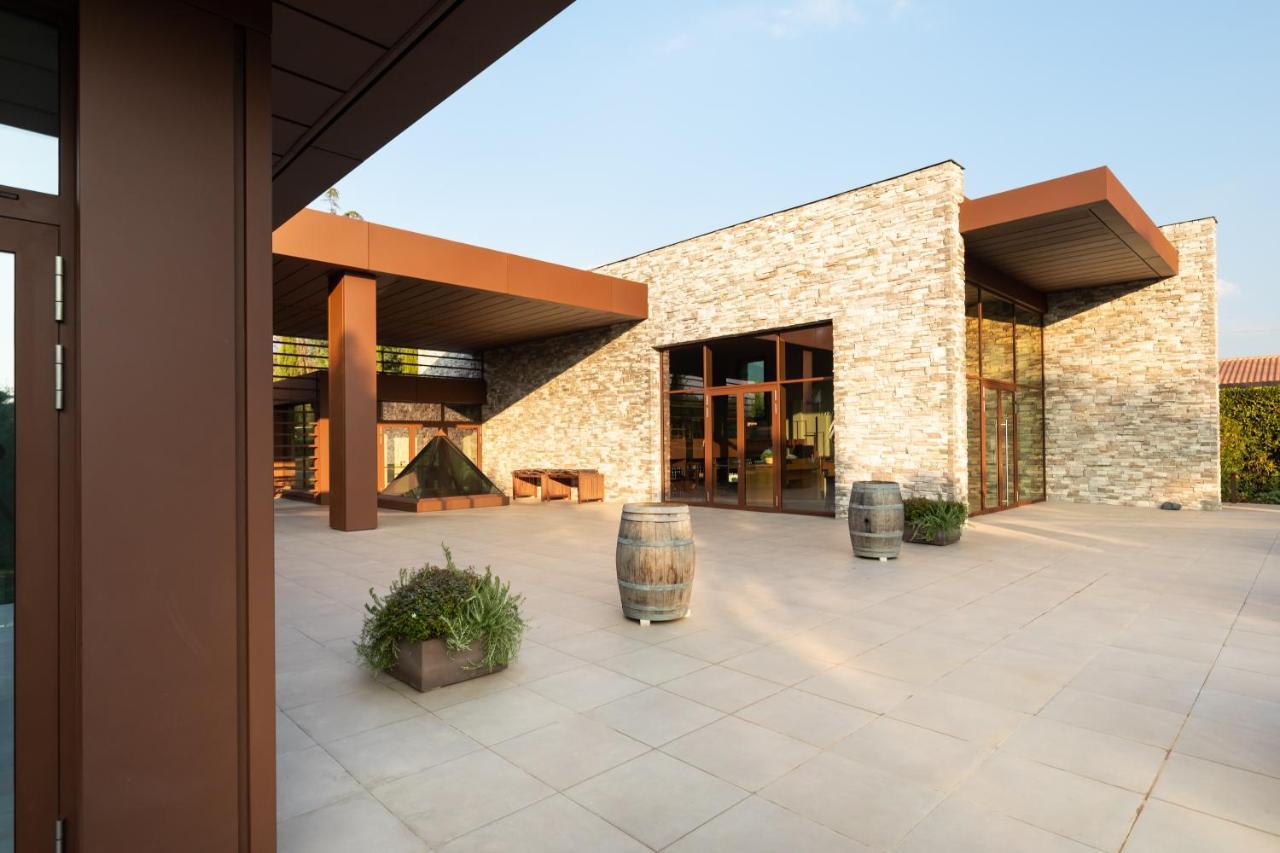 Antico Borgo Molino 7Cento Vicino Ai Giardini Di Ninfa Hotel Cori ภายนอก รูปภาพ